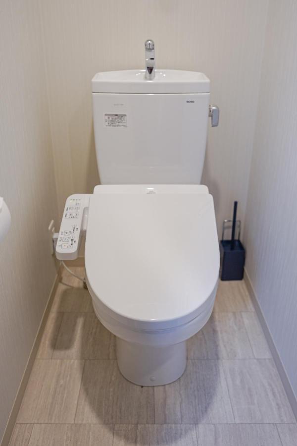 Apartment Hotel 11 Namba-Minami Ebisucho-Eki Mae Ōsaka Exterior foto